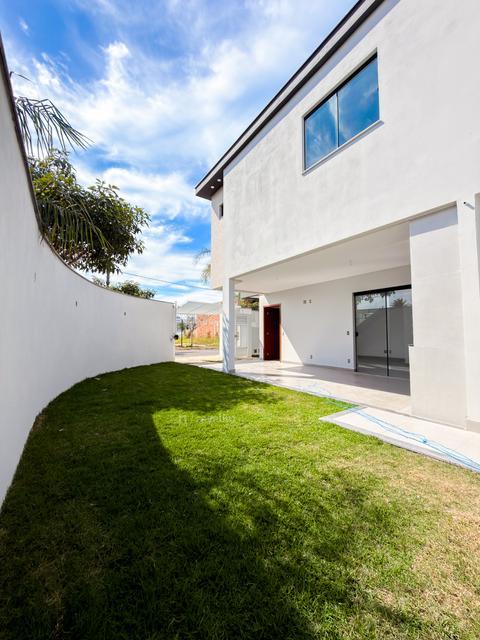 Casa à venda em Serra, Manguinhos, com 3 quartos, com 135 m²
